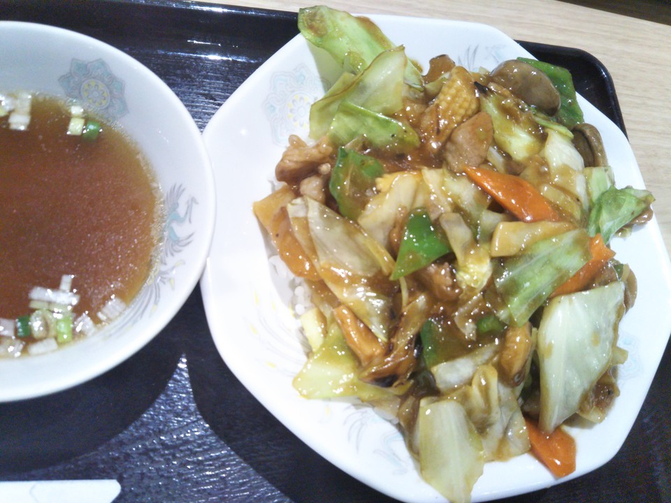 独一処餃子の中華丼