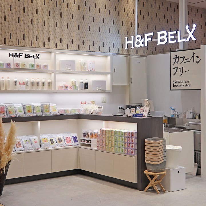 エイチアンドエフベルクスららテラス武蔵小杉店の内観画像。