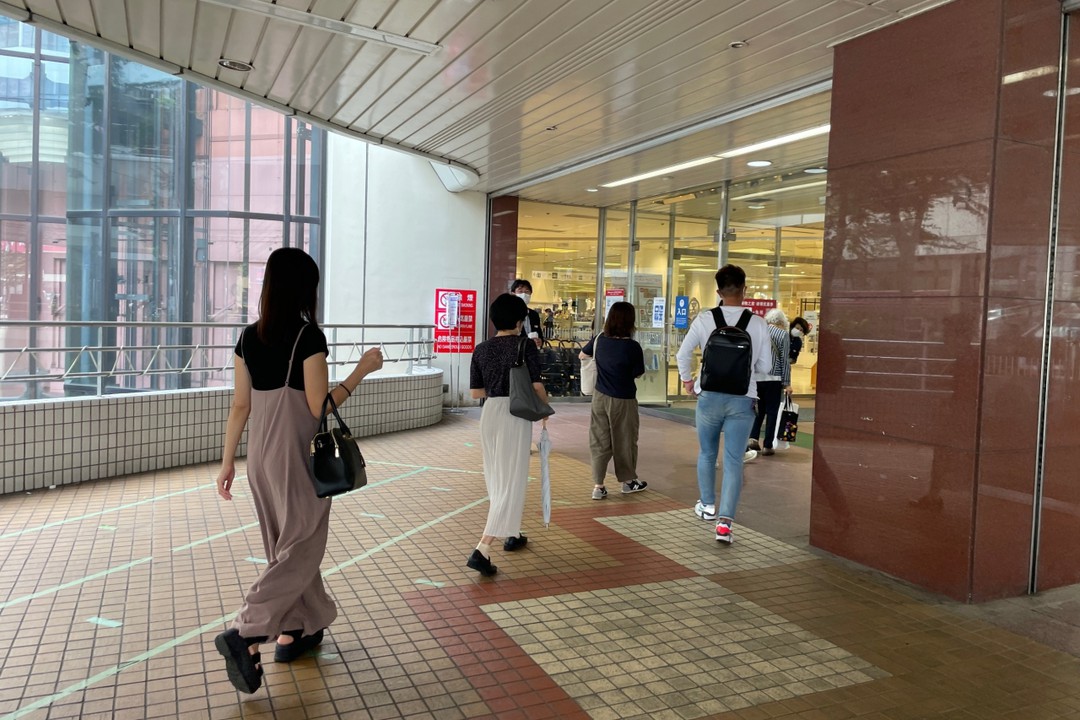 緊急事態宣言下でも入場制限なく入店出来ました。