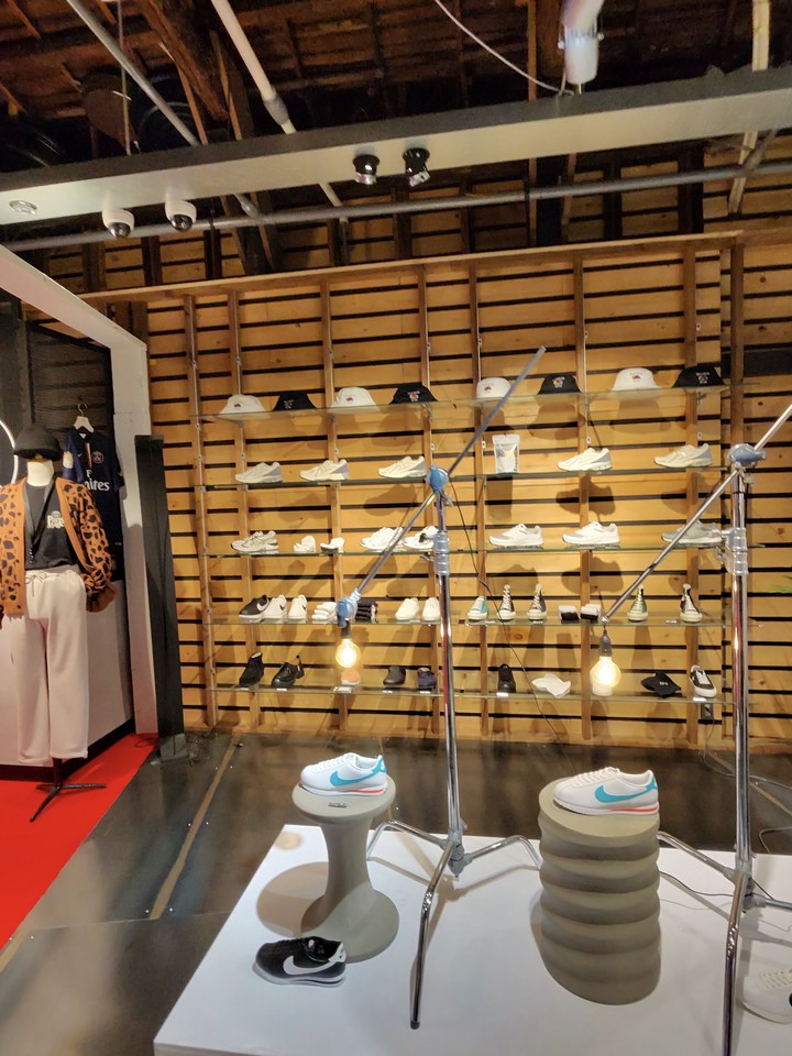 店内の売り場