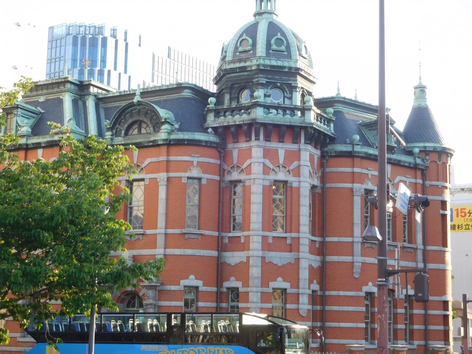 歴史ある赤煉瓦の建物がステキな文化館の外観