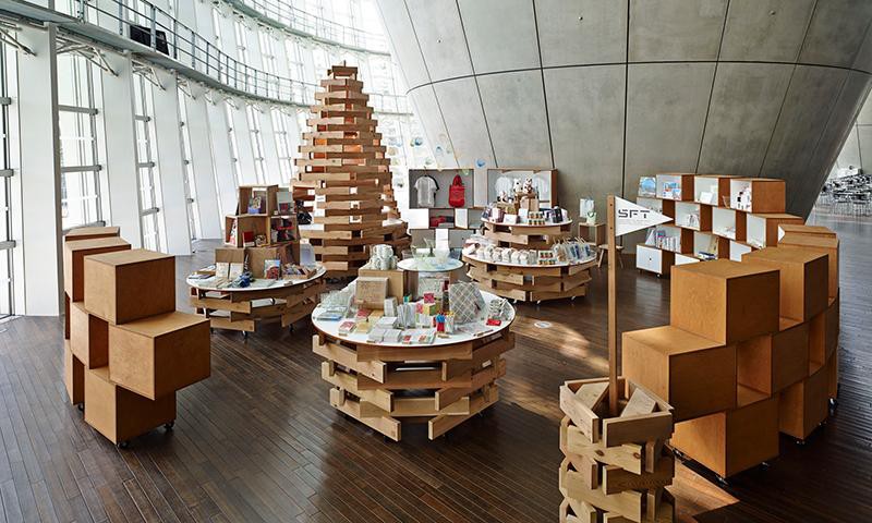 国立新美術館B1Fのスーベニアショップ