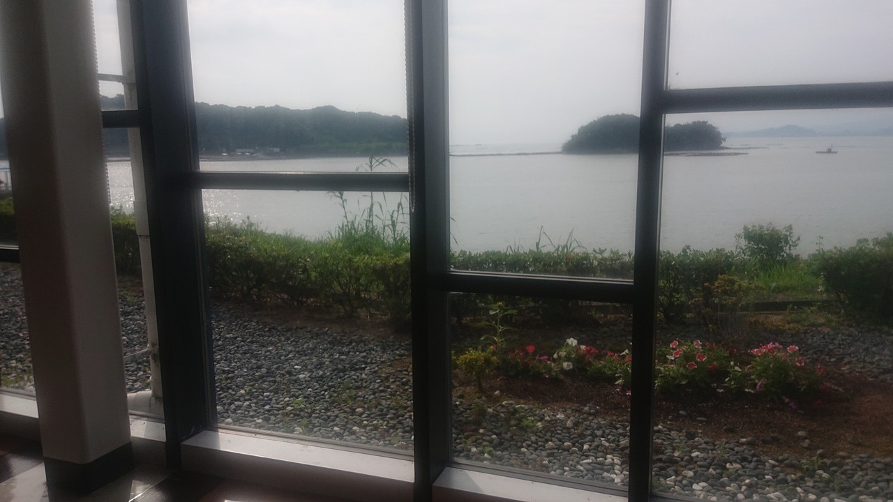海を見ながらほっと一息