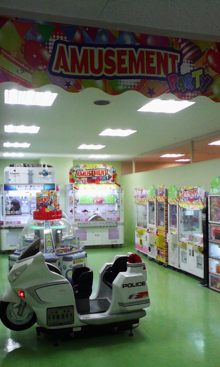 各フロアにゲームコーナーができてました（3階建てなので3つ）