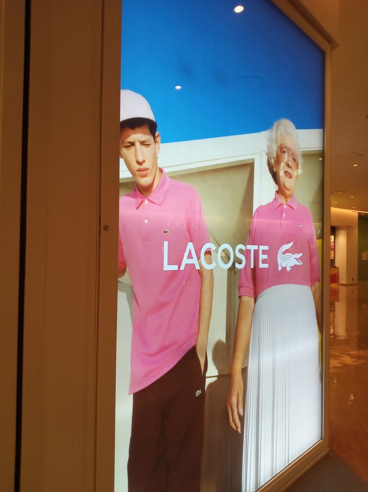 LACOSTE (ダイバーシティー東京プラザ店)