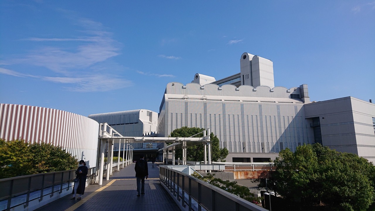 国際会議場だけあり大きいです。