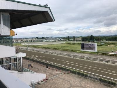 競馬場