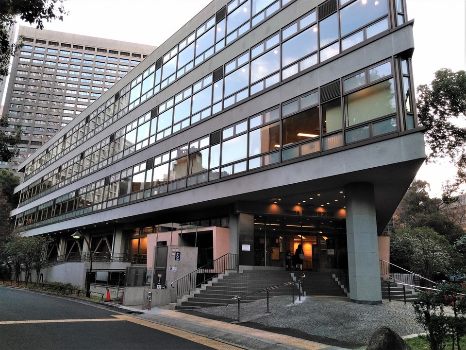 建物も、施設の発想も尖っています