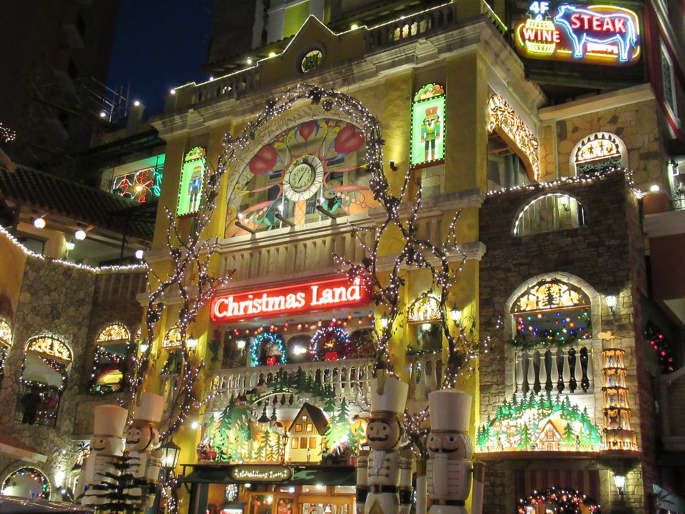 夜のクリスマスランド