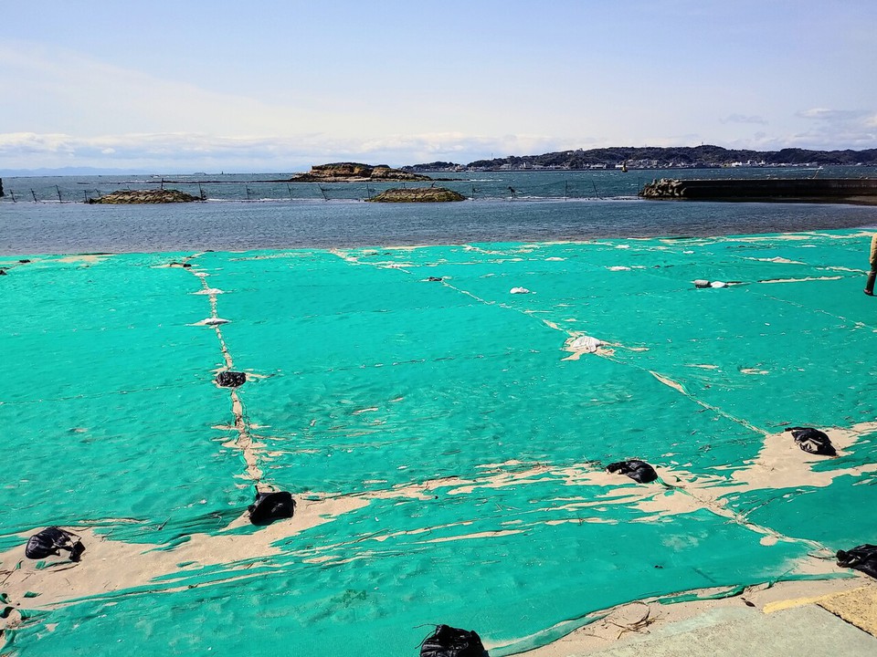 サンセットビーチ（干潮時）鼠島
