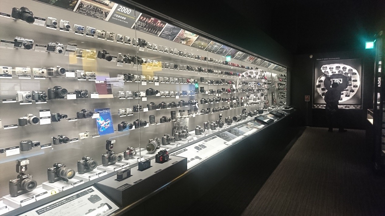 カメラなどの展示物