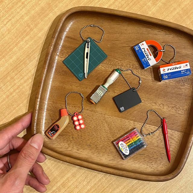 作家さんのハンドメイドアクセサリーがたくさん並ぶホッチポッチ