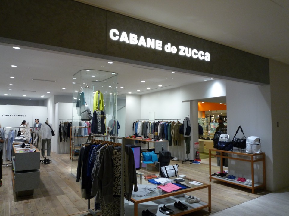 ZUCCAの複合店