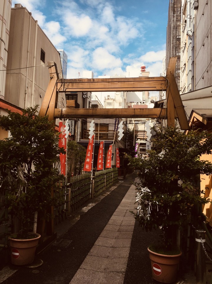 烏森神社の画像。