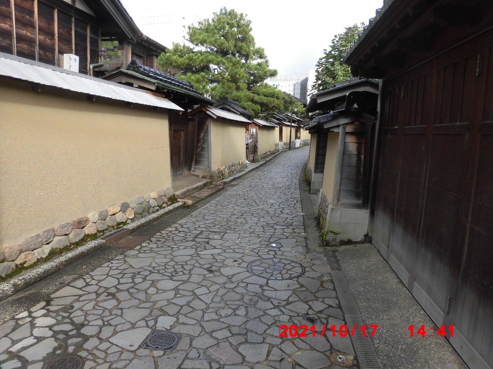 土塀のまちなみ