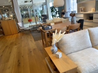 店内の様子です。