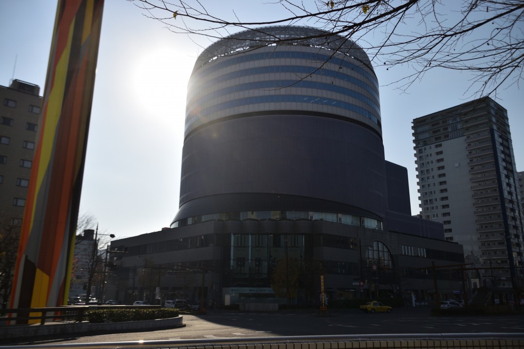 岡山シンフォニーホールの外観