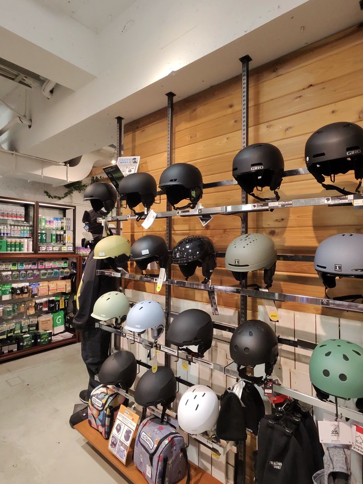 ムラサキスポーツの店内の売り場の様子
