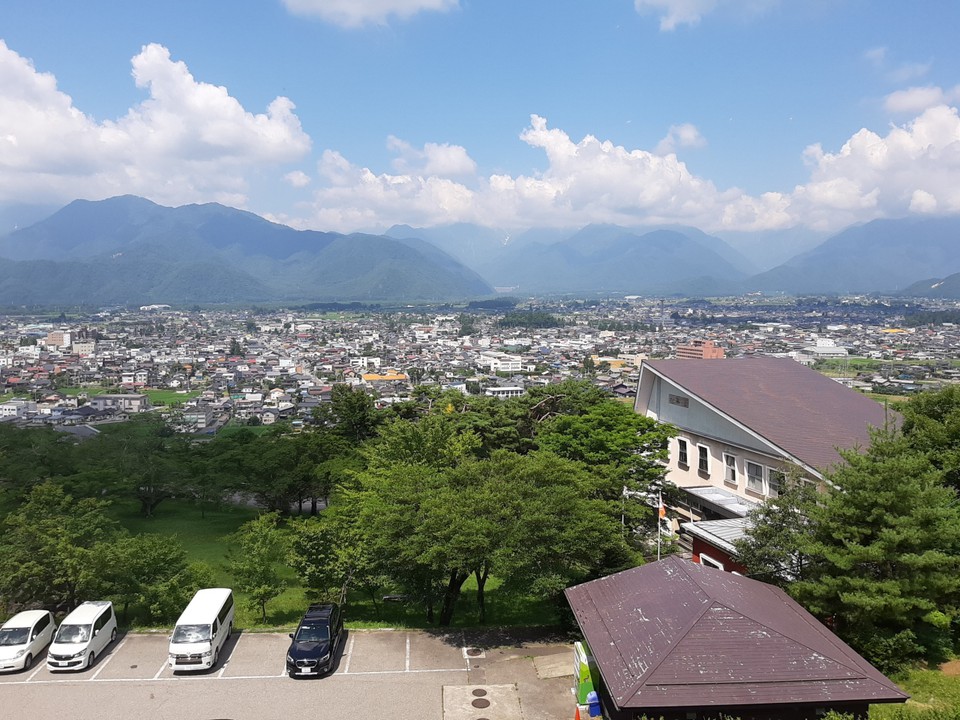 北アルプス方面（天気が良ければ景色が開けるはず）