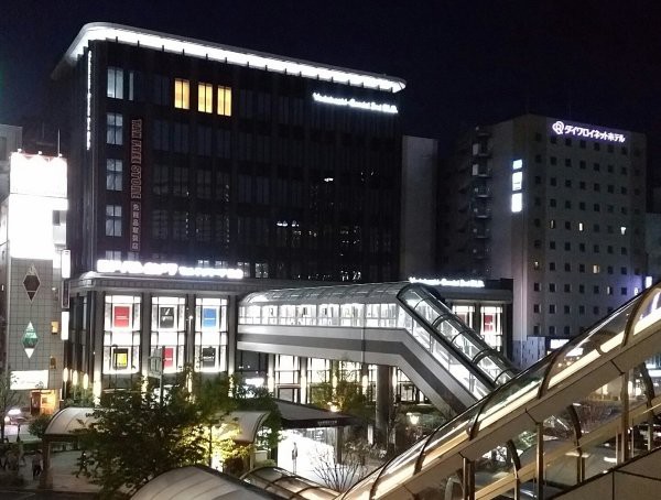 仙台駅東口から