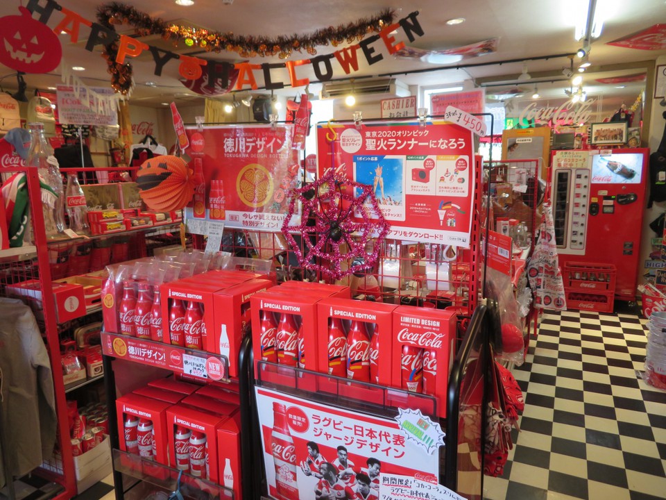 店内の様子（コカ・コーラのお店）