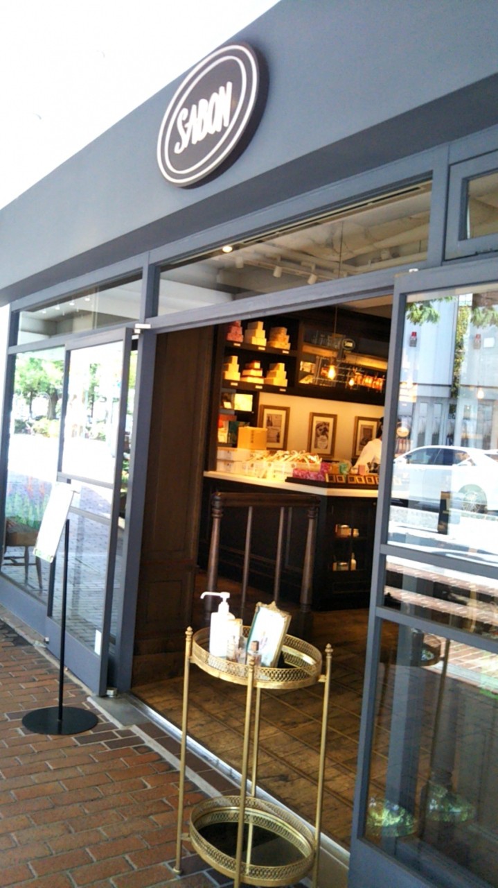 SABON (横浜元町店)