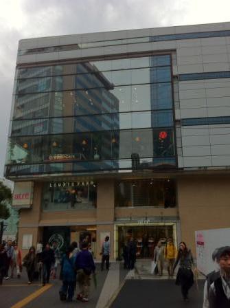 京急川崎駅方向からの入口です