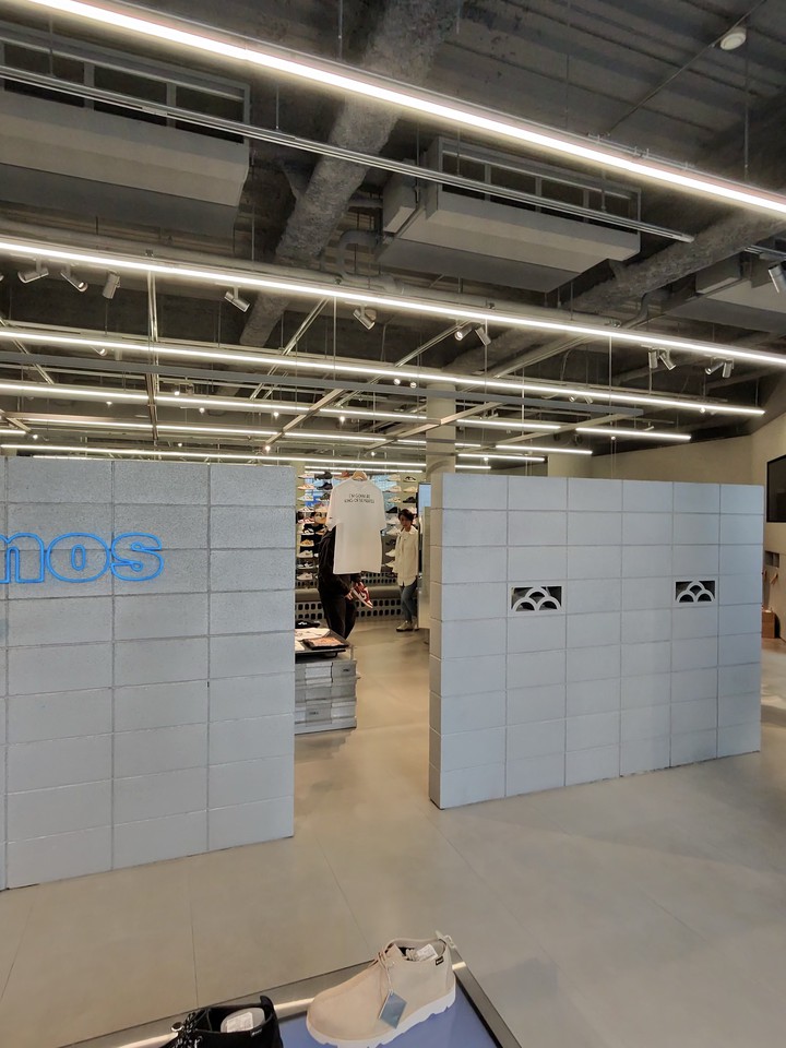 atmosの店内の様子