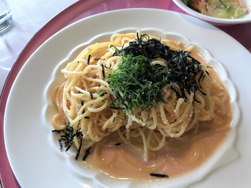 タラコスパゲティー（サラダ付き）