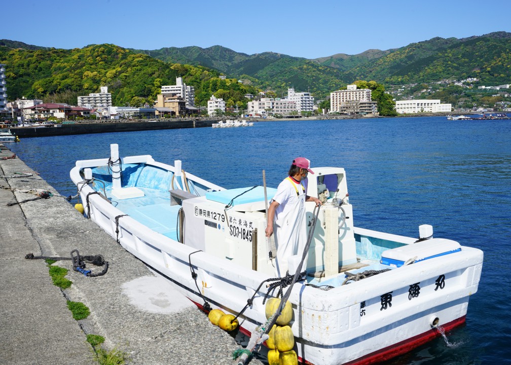 この船で筏に渡ります