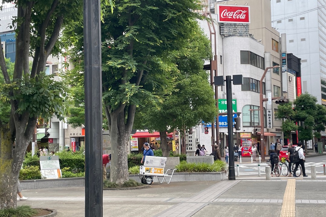 問題の団子の移動販売
