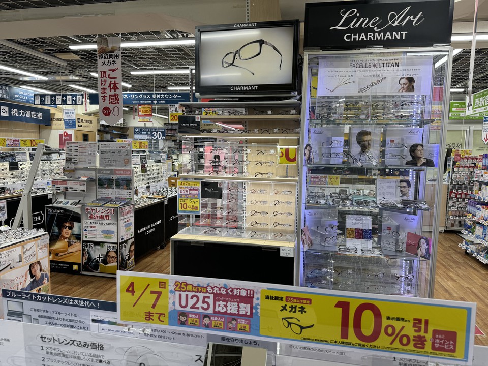 ビックコンタクトの店内の様子