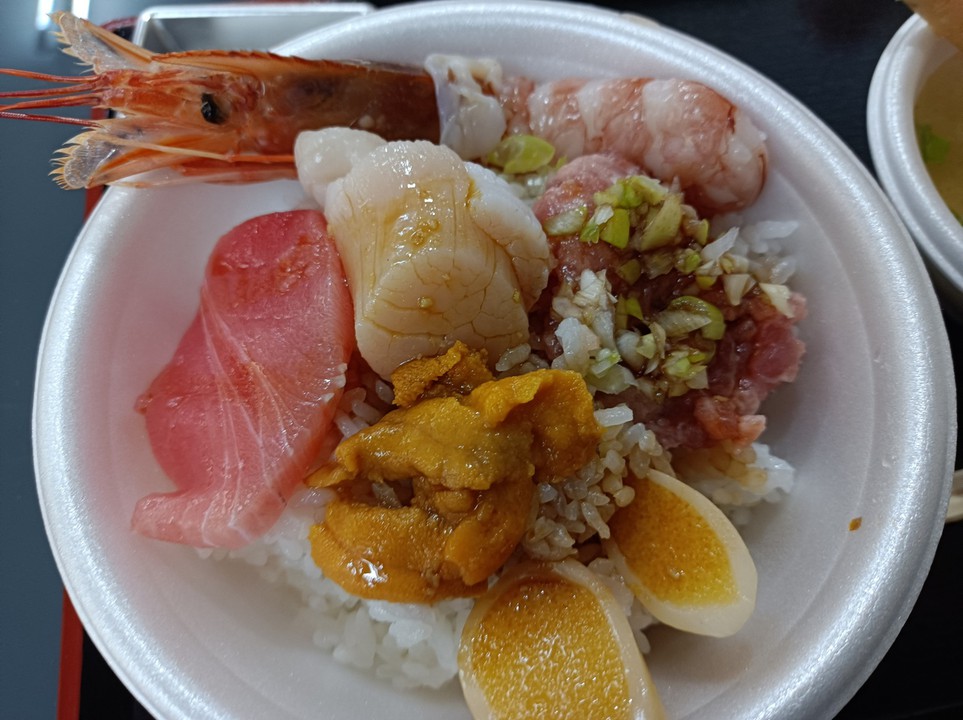 海鮮丼