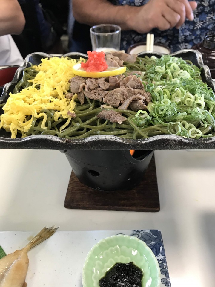 名物の「瓦そば」