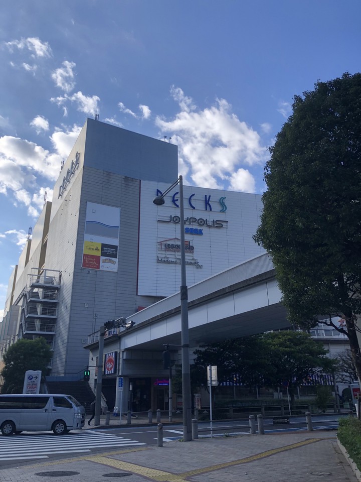 ２棟からなっています。