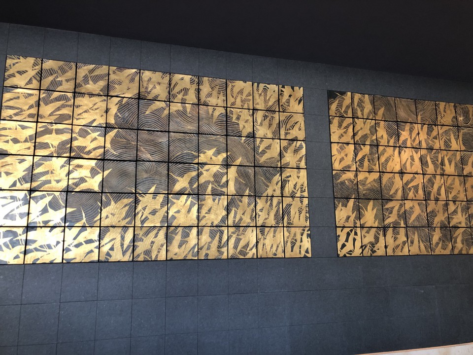 豪華な入口展示
