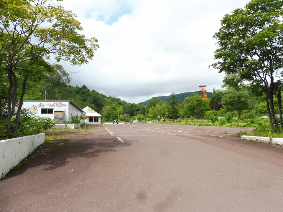 駐車場もガラガラです
