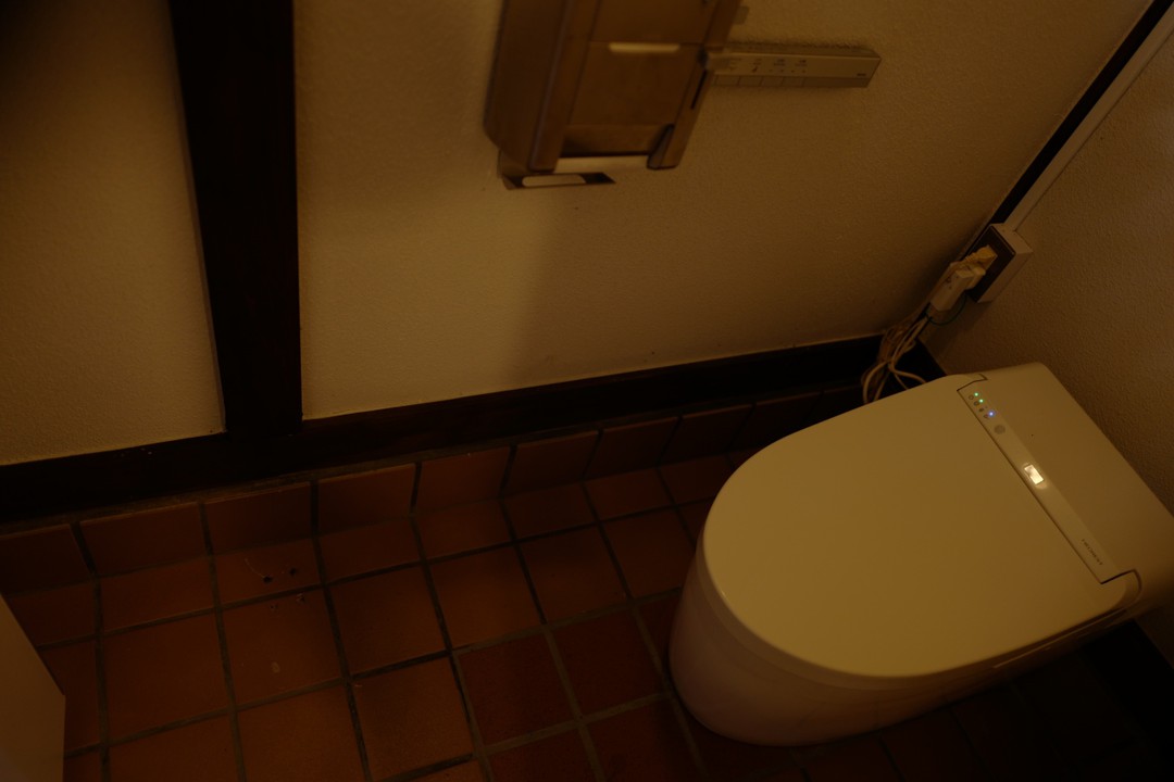「ネオレスト」が完備され、綺麗なむかし道のトイレは快適です。