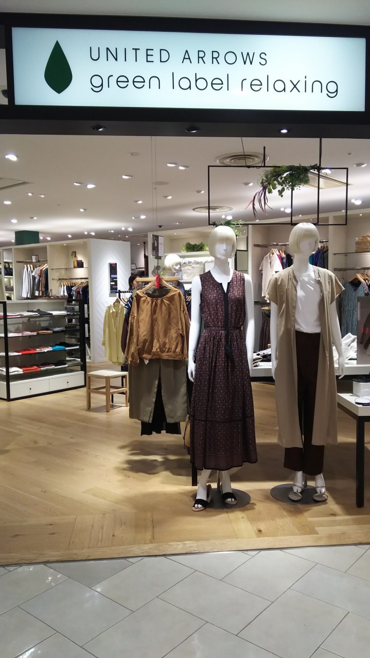 おしゃれなセレクトショップ