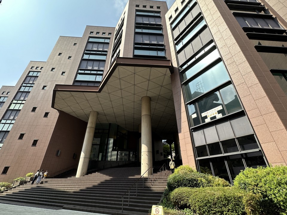 独特な意匠の建物