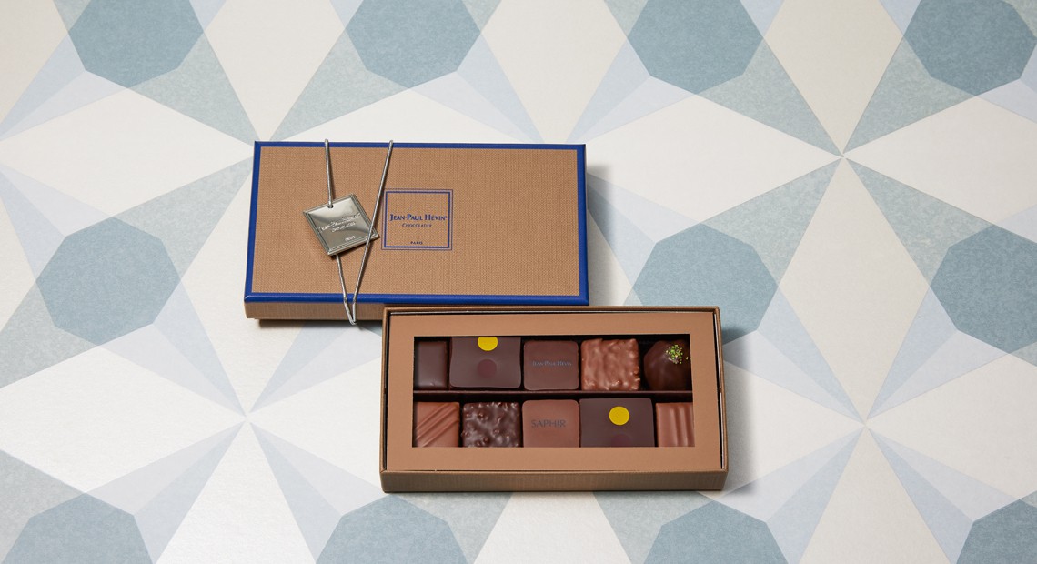  バレンタインにぴったりなチョコレートギフトの画像。