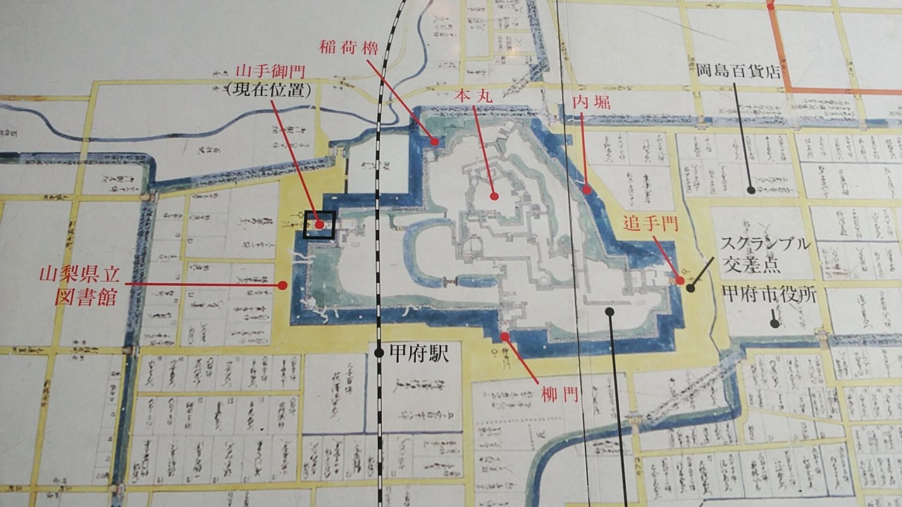 舞鶴城の中に鉄道が通された地図