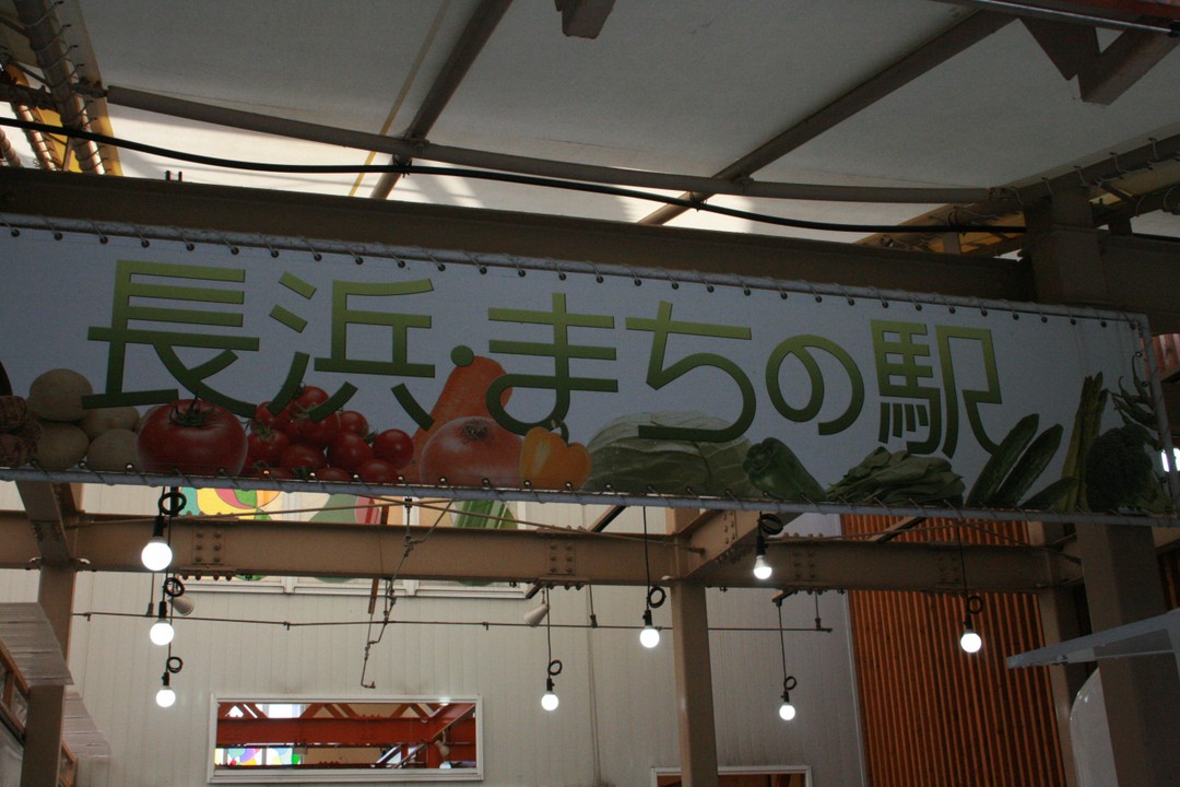 ２