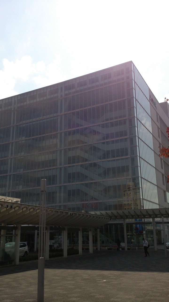 福井駅からすぐそこにあります。