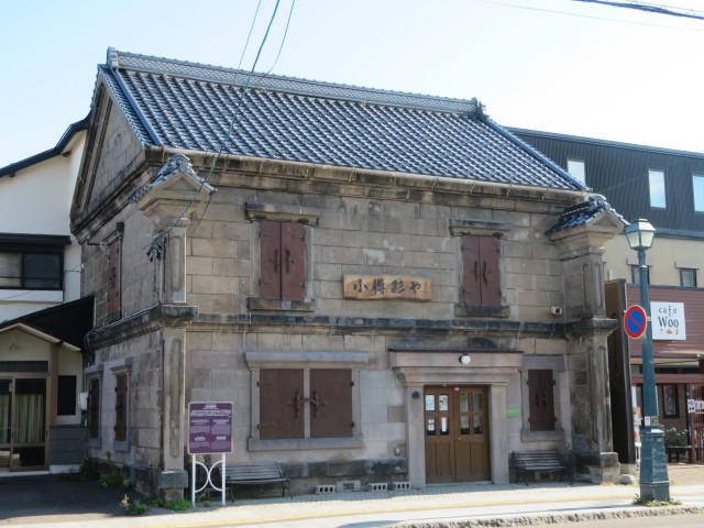 旧北海雑穀の建物です