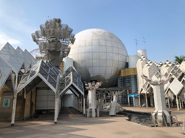 シンボルの休憩のプラネタリウム