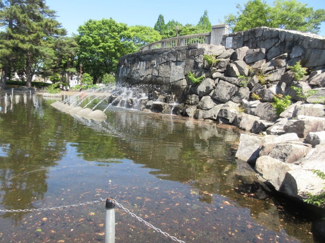 池も