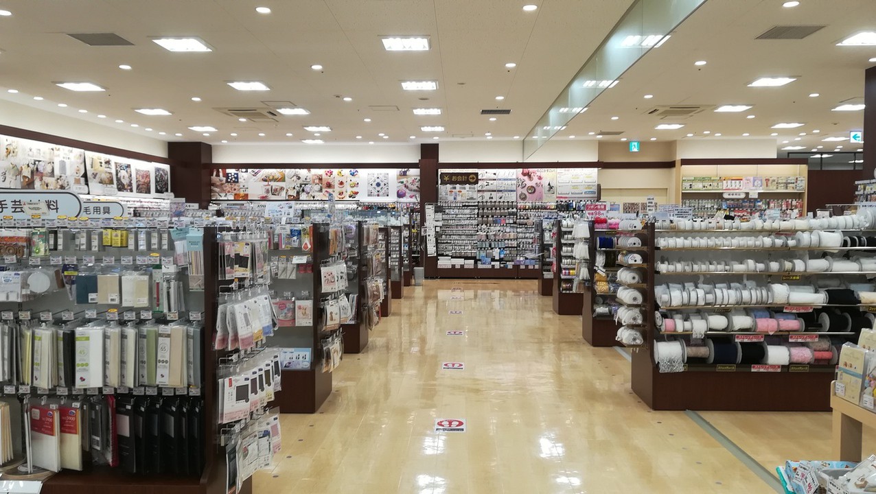 ユザワヤ御徒町吉池店の店内画像。