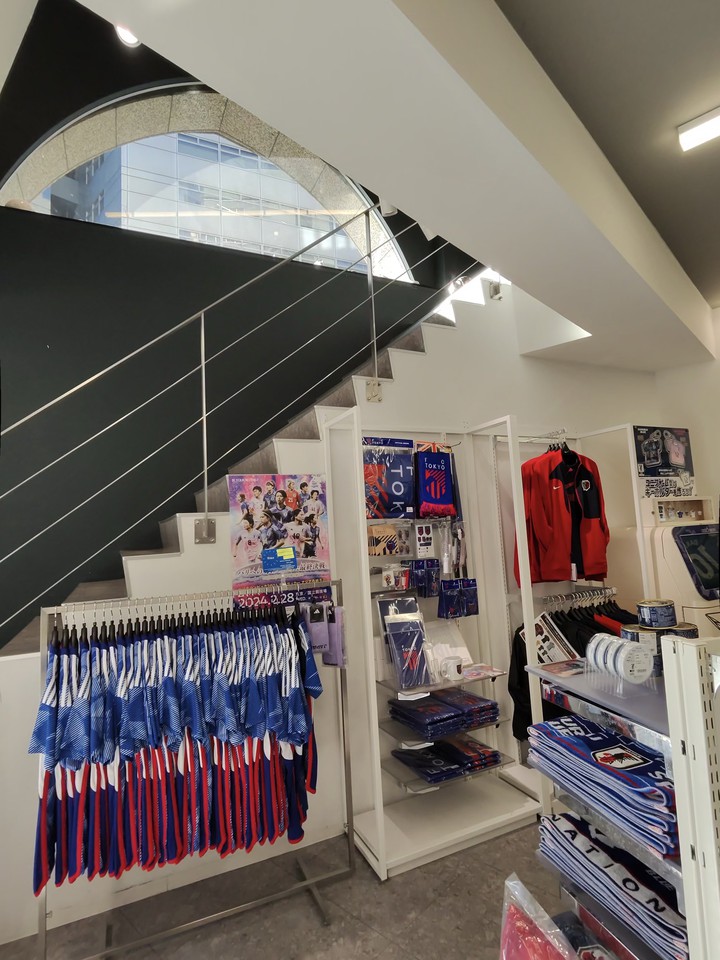 サッカーショップ KAMOの店内の様子