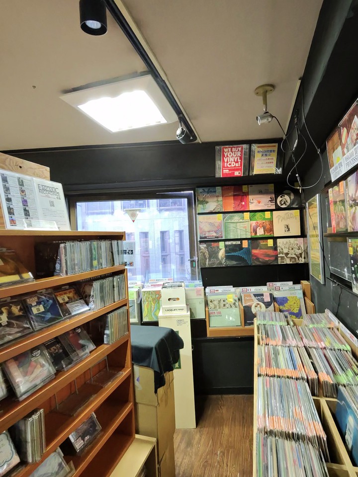 disk unionの店舗の売り場